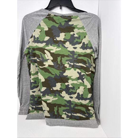 Poof Camo Raglan Shirt Womens Medium Long Sleeve Green Gray NWT - Picture 4 of 4